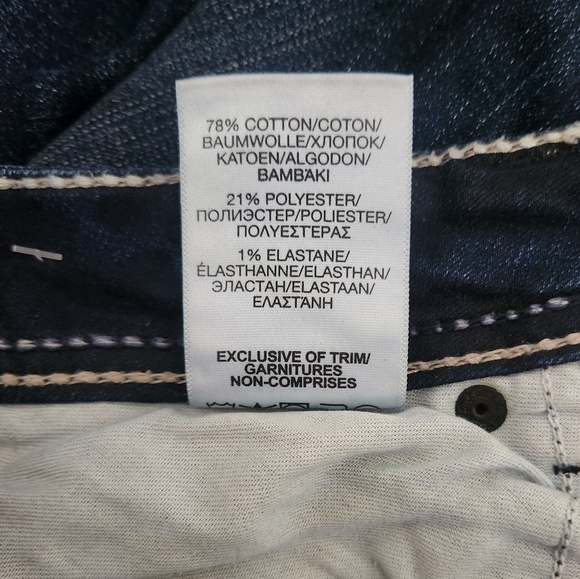 Silver Jeans- Suki High Rise Bootcut - Picture 8 of 8